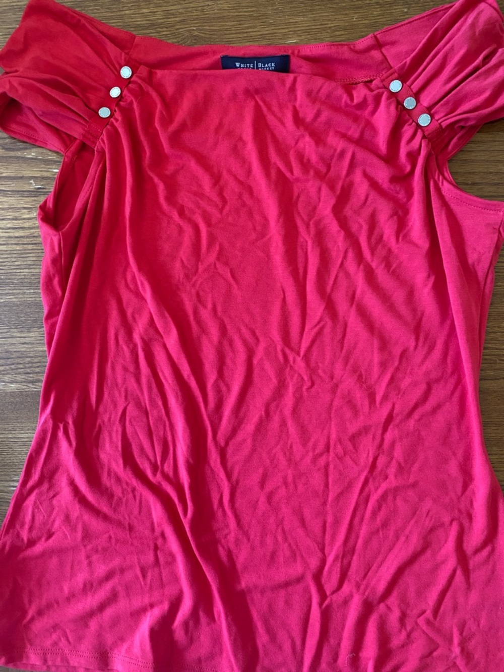 White House Black Market Red Button Accent Tank